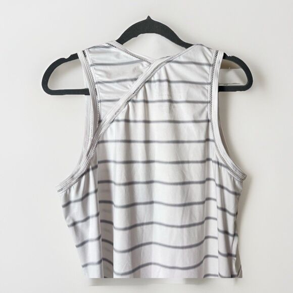 Reel Legends Linnea Szymanski Keep It Cool Size L Pineapple Tank Top Women’s - Picture 3 of 8